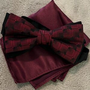 Coordinating Burgundy Bow Tie and Pocket Square Set